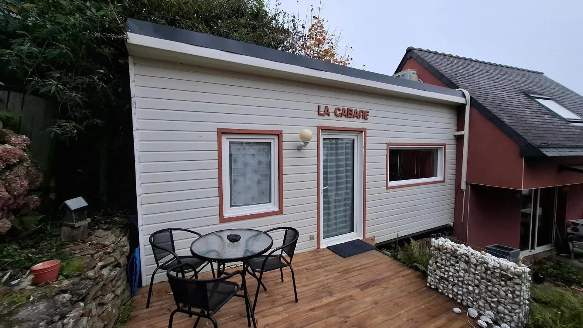 La Cabane Zen Saint-Martin-des-Champs  Chalet Saint-Martin-des-Champs (Finistere)
